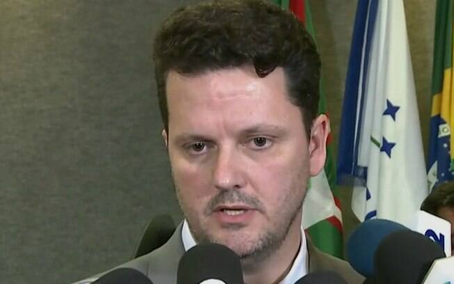 Delegado Igor Romário de Paula falou sobre eventual prisão de Lula; defesa do petista fala em abuso de autoridade