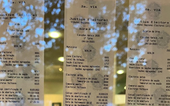Locais de votação disponibilizaram resultado da apuração pouco após as 17h do horário local na Alemanha Locais de votação disponibilizaram resultado da apuração pouco após as 17h do horário local na Alemanha