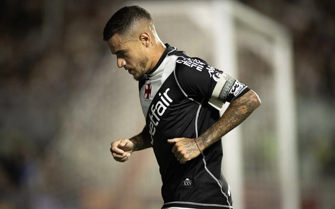 Coutinho nos tempos em que defendia as cores do Vasco da Gama