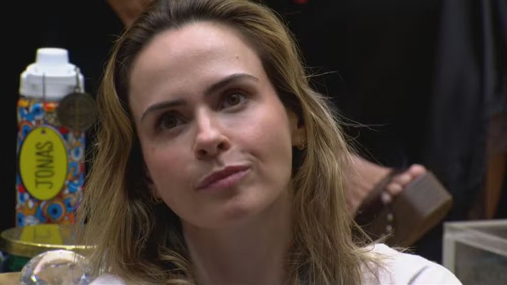 Saiba qual look Ana Paula Renault deverá usar na final do "BBB"