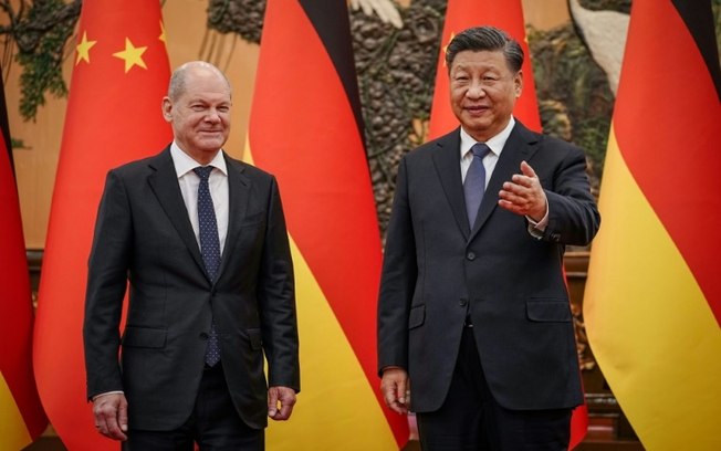 Olaf Scholz e Xi Jinping durante encontro em Pequim, em novembro de 2022