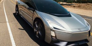 Toyota revela as primeiras imagens do novo Corolla