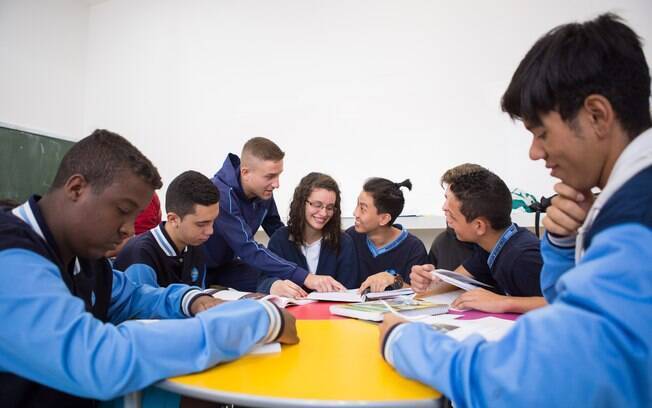 Retorno às aulas em São Paulo acontece em todas as 5 mil escolas estaduais de São Paulo Retorno às aulas em São Paulo acontece em todas as 5 mil escolas estaduais de São Paulo