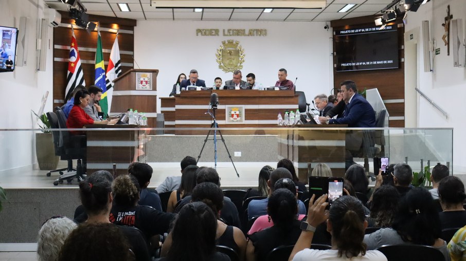 17ª Sessão Ordinária da Câmara de Vinhedo, segunda-feira (26), às 14h 17ª Sessão Ordinária da Câmara de Vinhedo, segunda-feira (26), às 14h