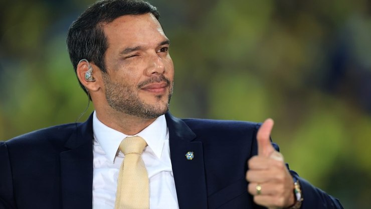Presidente da CBF é acusado de usar verba da entidade
