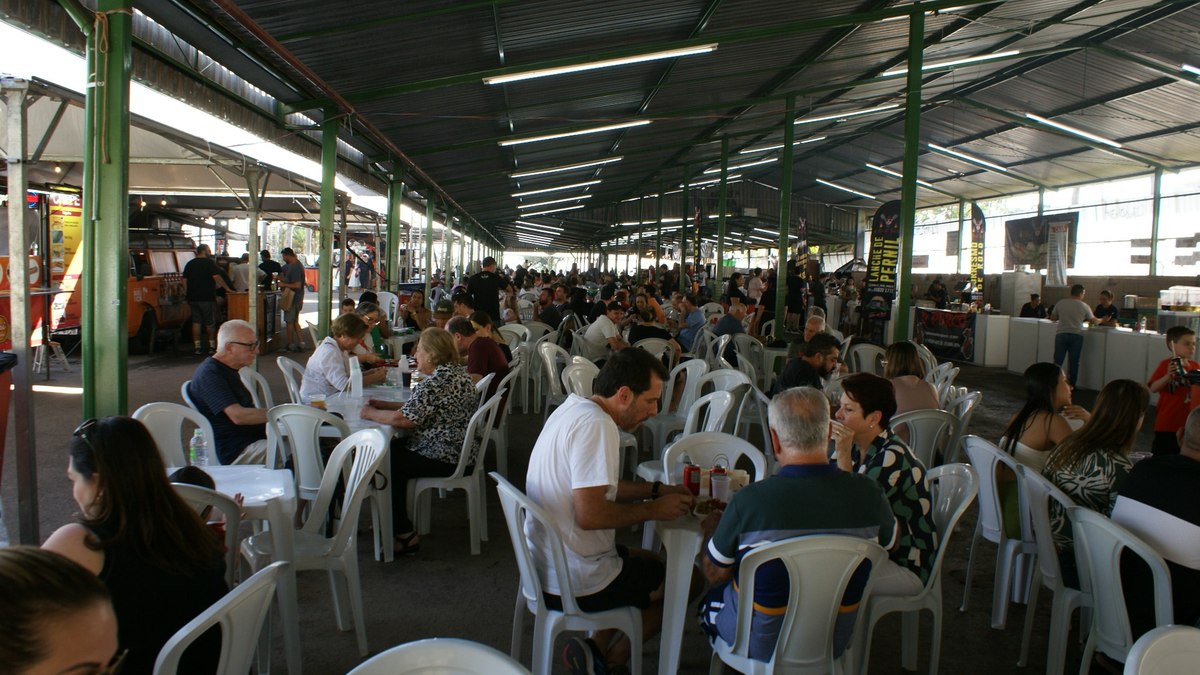 Festival de Inverno traz música e solidariedade a Vinhedo Festival de Inverno traz música e solidariedade a Vinhedo
