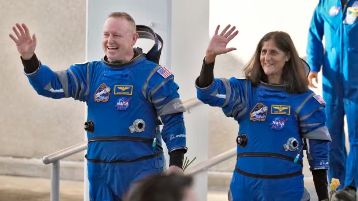 Astronauts 'trapped' in space won't be able to return until February 2025; understands