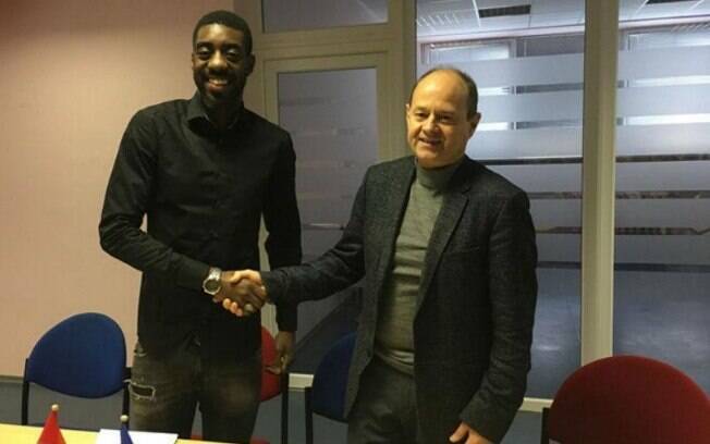 FK Panevezys, clube da Lituânia, contratou o jogador angolano Barkley Miguel-Panzo
