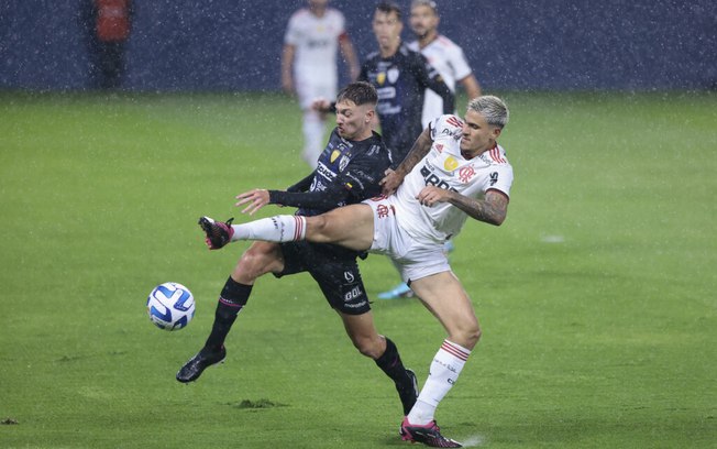 Pedro deve ser desfalque do Flamengo em clássico com Botafogo