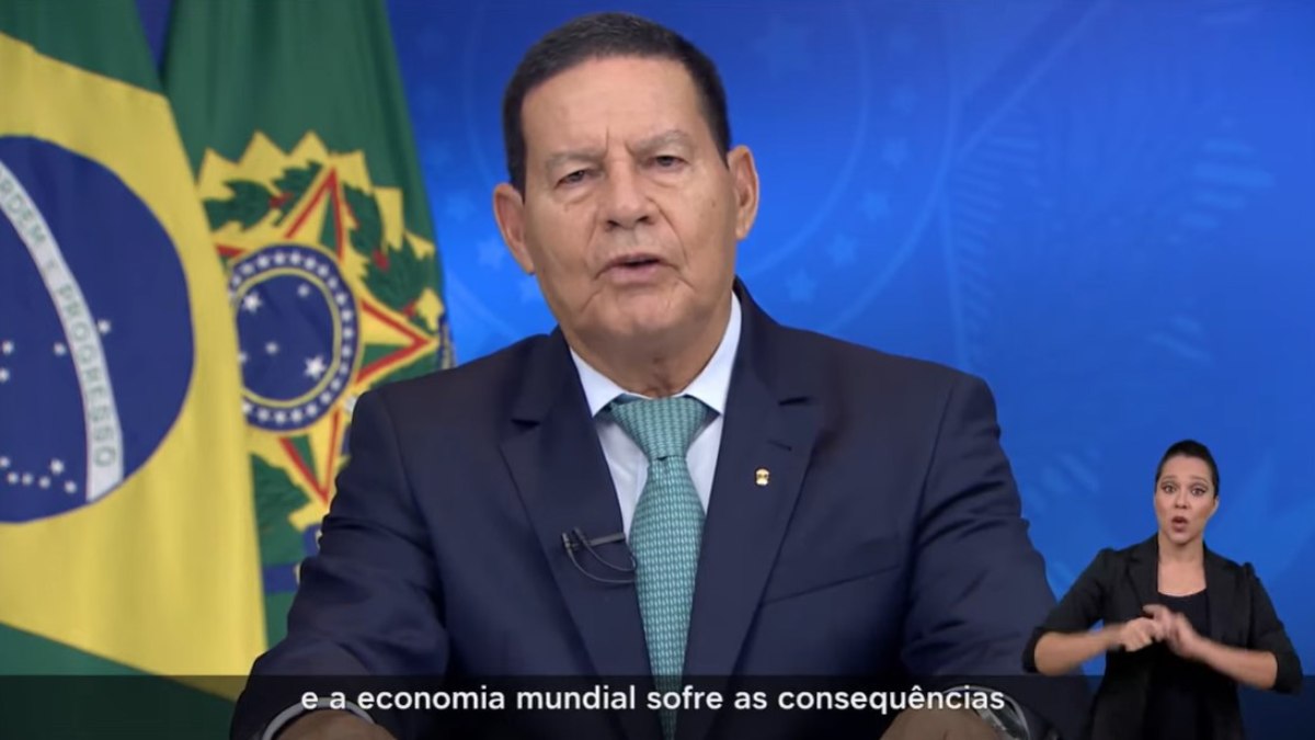 Mourão fez discurso na noite deste sábado