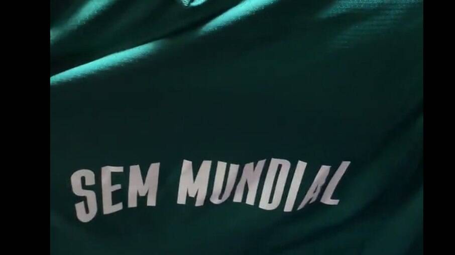 Netshoes envia camisa do Palmeiras a cliente com a frase 
