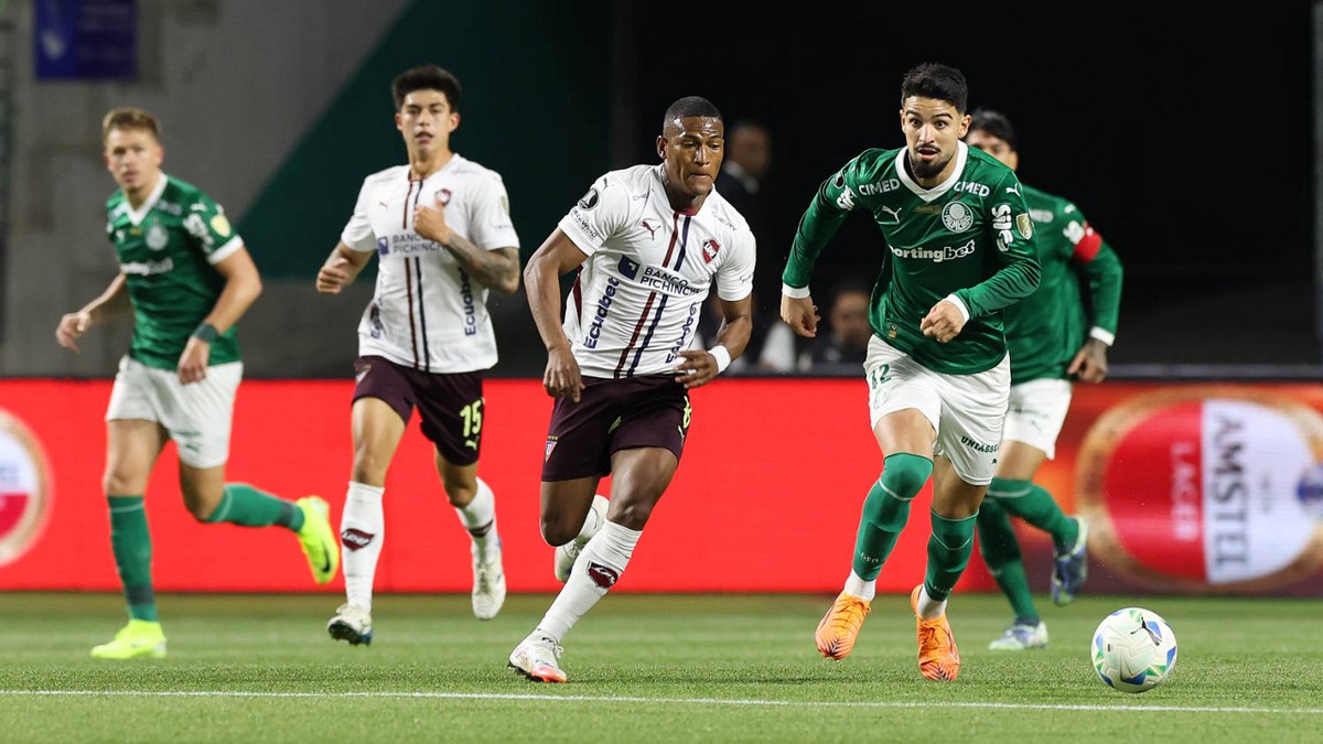 Convocação de Flaco López enfurece torcida do Palmeiras