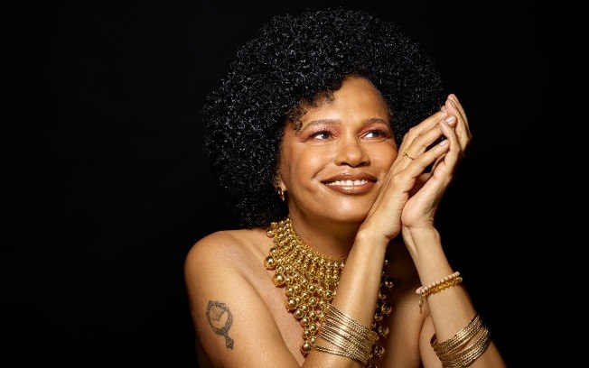 A cantora e compositora Teresa Cristina