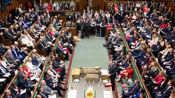 Parlamento Britânico aprova descriminalização do aborto