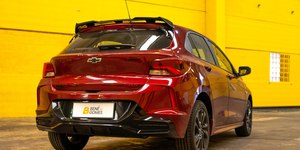 Quanto custa o seguro do Chevrolet Onix 2026 por versão