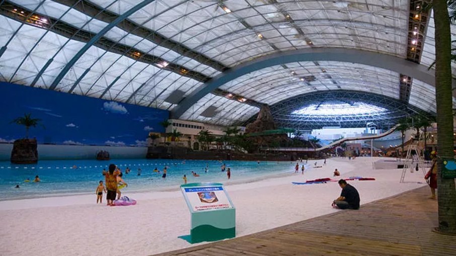 Seagaia Ocean Dome – Japão