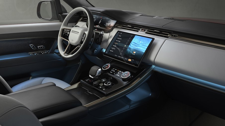 Painel do Range Rover Sport tem central multimídia do tamanho de tablet grande