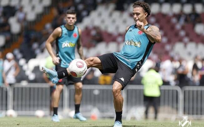 Com mudança, Vasco está definido para enfrentar o Flamengo