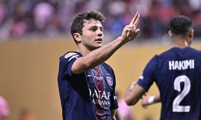 Messi, tchau! PSG goleia Inter Miami e avança