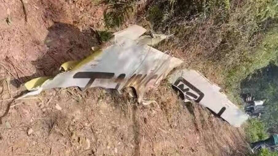Destroços do avião Boeing 737-800, que caiu na China