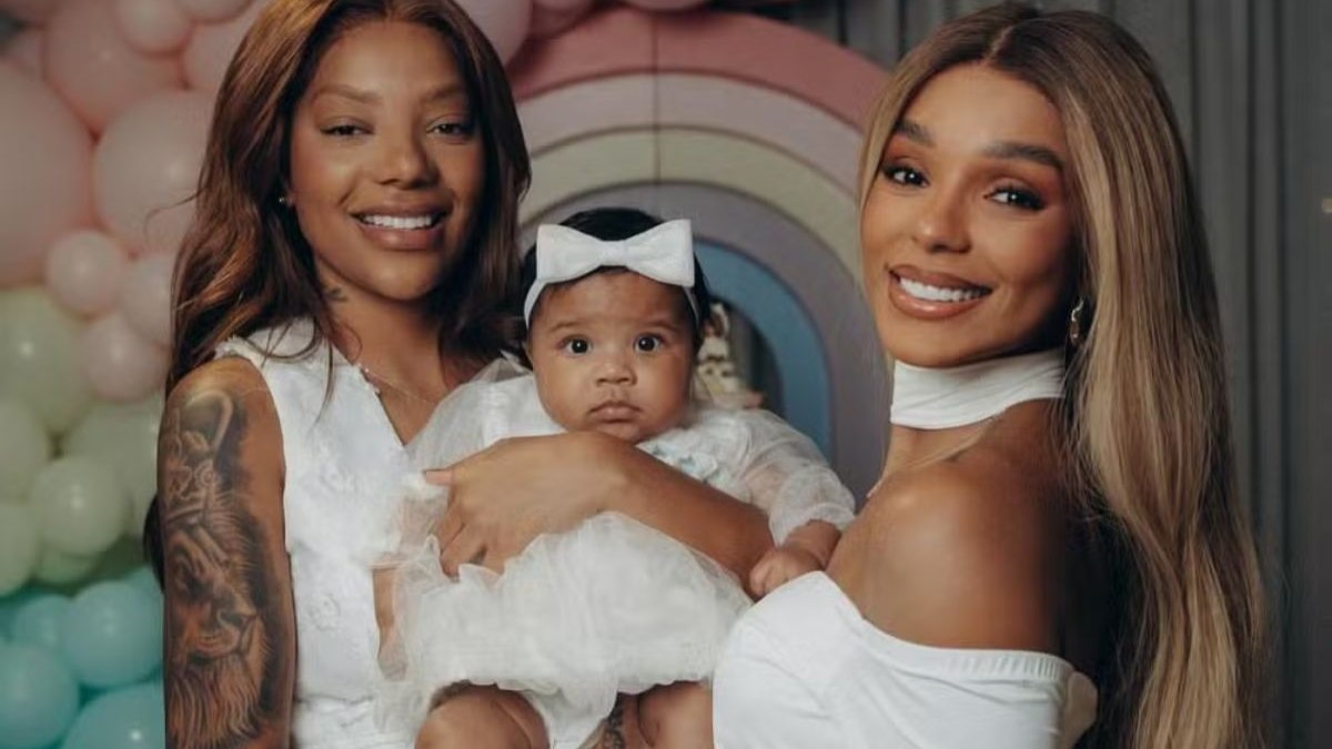 Ludmilla e Brunna Gonçalves celebram 6 meses de Zuri: "Família"