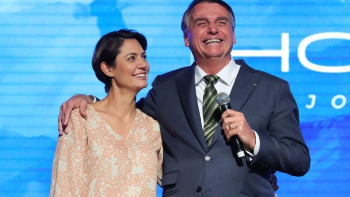 Michelle Bolsonaro se declara para Jair Bolsonaro