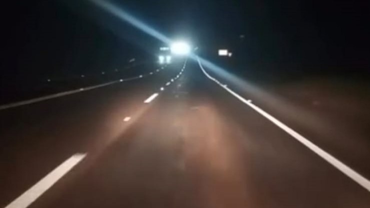 BR-040 recebe mais de 130 mil olhos de gato em Minas Gerais