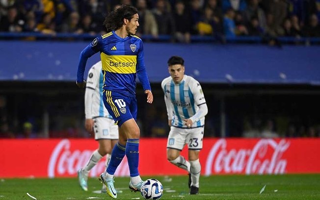 Cavani durante partida do Boca Juniors