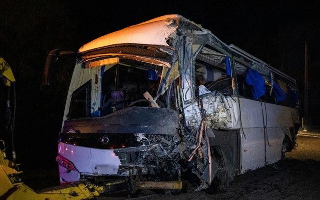 O ônibus que bateu em Porté-Puymorens, no sul da França, em 1º de dezembro de 2024, quando fazia a rota Barcelona-Andorra