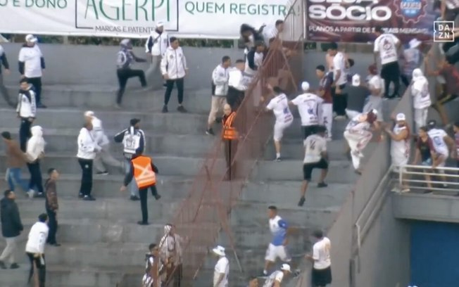 Torcedores do Caxias e Figueirense brigaram no estádio Centenário