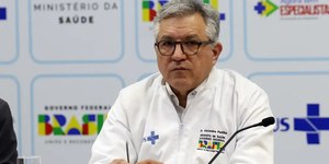 EUA cancelam vistos da mulher e da filha do ministro da Saúde