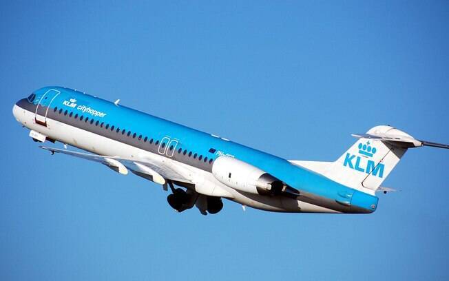 Avião da KLM seguiu voo em direção a Buenos Aires horas após o pouso de emergência em Curitiba