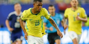 Ancelotti mantém Rayan e repete escalação do Brasil pela 1ª vez