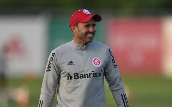 Coudet em treino do Internacional