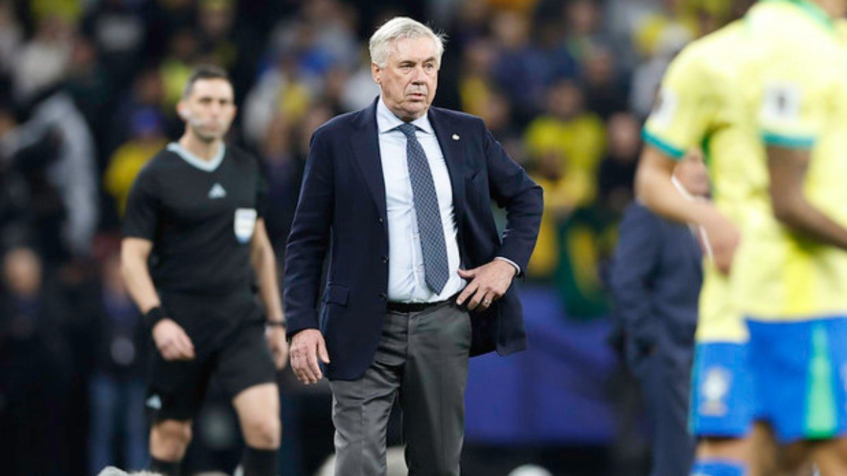 Jornalista%20se%20irrita%20com%20decis%C3%A3o%20de%20Ancelotti%20e%20detona%20t%C3%A9cnico