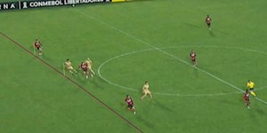 Jornal espanhol trata vitória do Flamengo como "escândalo do VAR"