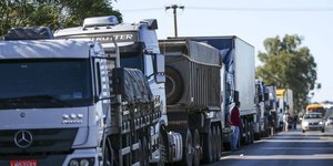 Em 2018, greve dos caminhoneiros fez alimentos encarecerem até 150%; relembre