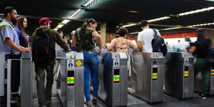 Gratuidade em trens e metrô leva 1 milhão no 1º turno