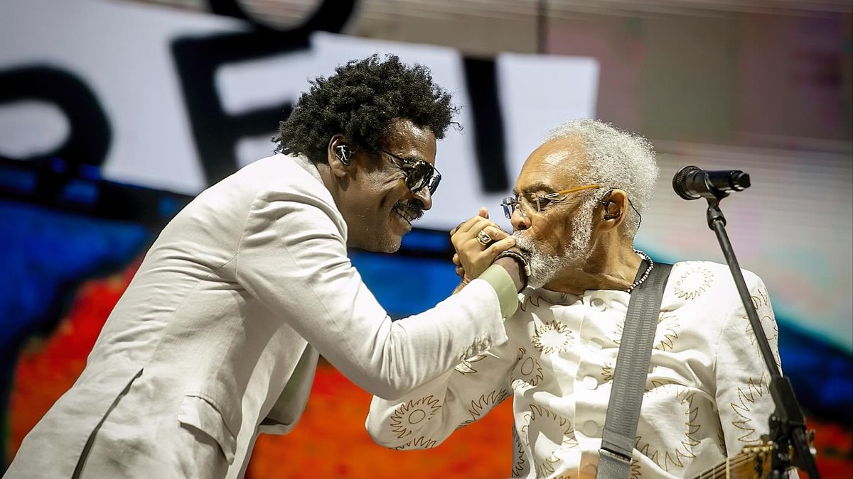 Gilberto Gil e Seu Jorge em show da turnê 'Tempo Rei' em São Paulo Gilberto Gil e Seu Jorge em show da turnê 'Tempo Rei' em São Paulo