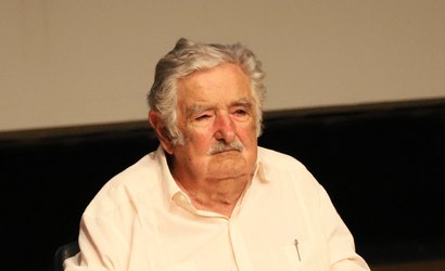 Ex-presidente uruguaio, Pepe Mujica revela tumor 