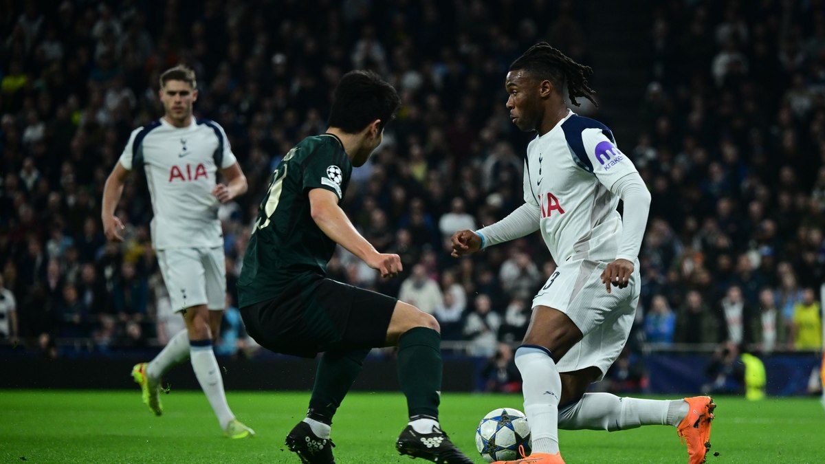 Destiny Udogie é peça importante no Tottenham