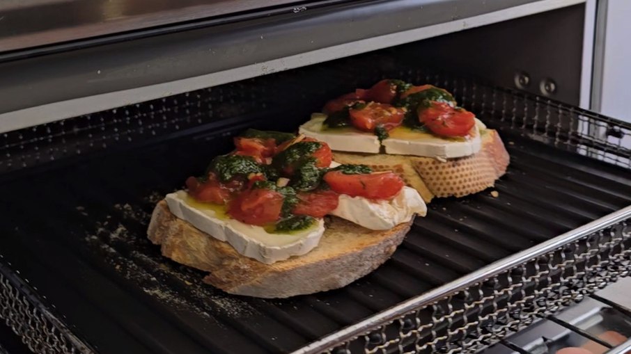 Bruschettas ao forno Bruschettas ao forno