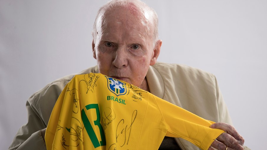 Morre Zagallo, lenda do futebol brasileiro e mundial, aos 92 anos