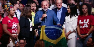 Lula promete mudanças na segurança, educação e redes sociais 
