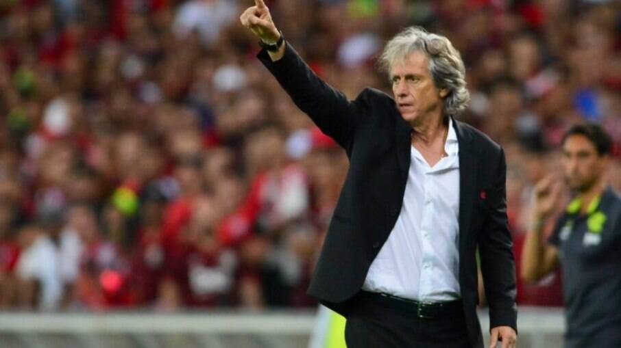 Jorge Jesus encerrou passagem controversa no Benfica nesta terça-feira (28)