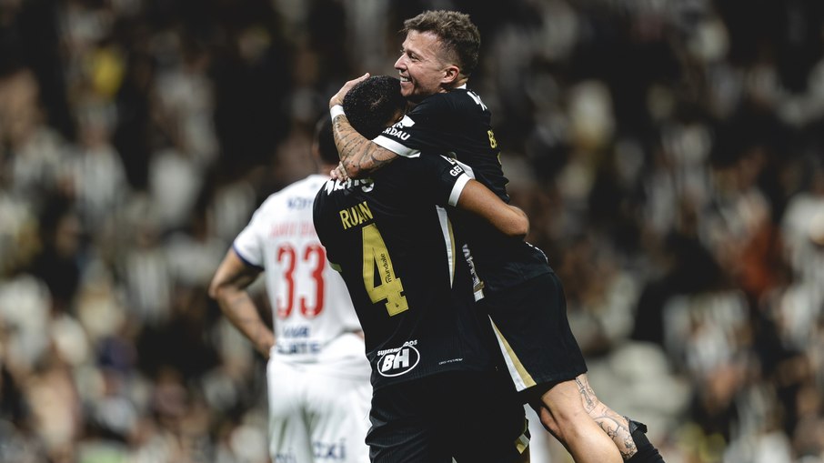 Com assistência de Bernard, Ruan Tressoldi abriu o placar para o Galo Com assistência de Bernard, Ruan Tressoldi abriu o placar para o Galo