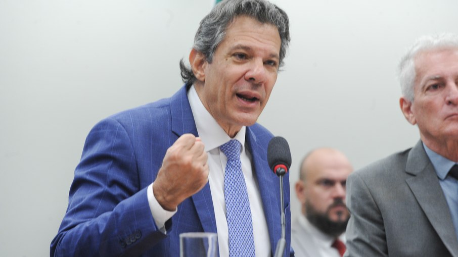 Para Haddad, a isenção representa um alívio significativo para a maioria dos contribuintes e busca tornar o sistema mais justo e proporcional à realidade econômica do país Para Haddad, a isenção representa um alívio significativo para a maioria dos contribuintes e busca tornar o sistema mais justo e proporcional à realidade econômica do país