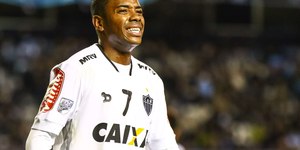 Robinho tem pena reduzida; veja quando ele poderá deixar a cadeia