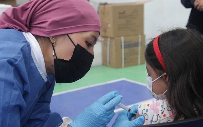 Equador é o primeiro país da América Latina a adotar vacinação obrigatória