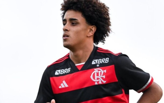 Ryan Roberto, de apenas 16 anos, marca em estreia do Flamengo pela Copinha